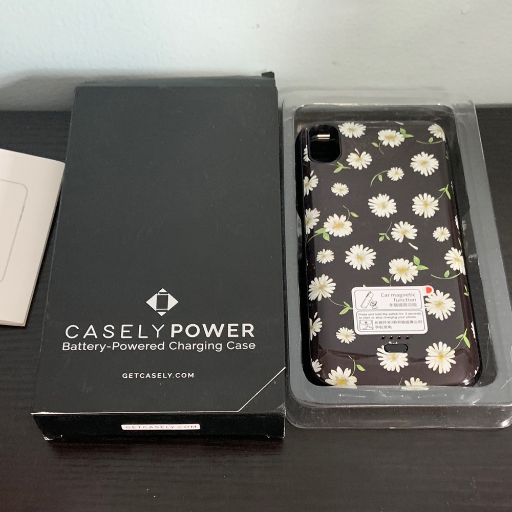Casey PowerStep Battery-Powered Charging Case